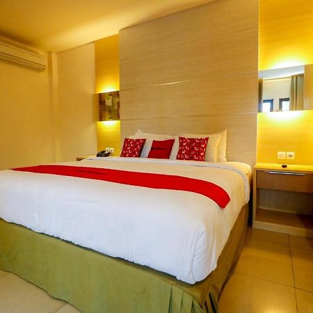 Reddoorz Plus Near Universitas Lambung Mangkurat Banjarmasin  Bagian luar foto