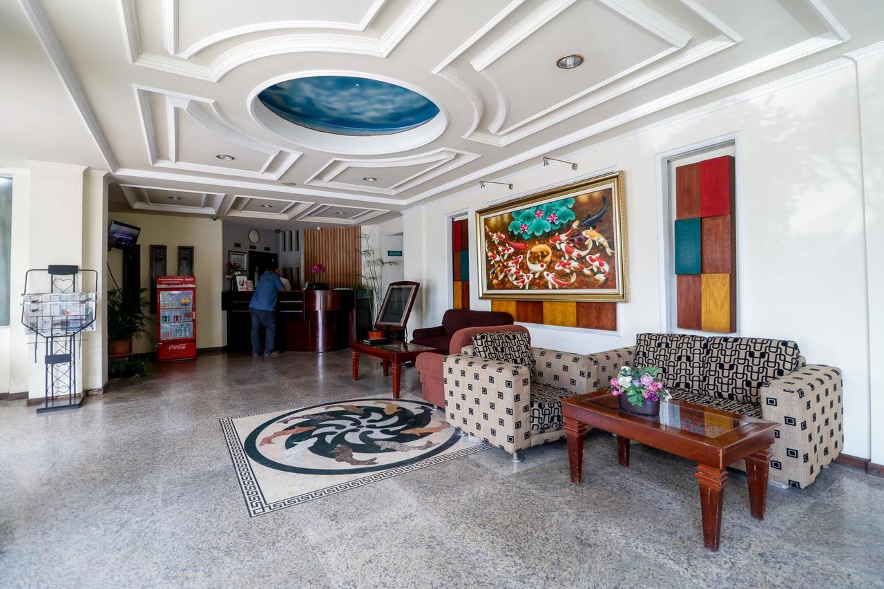 Reddoorz Plus Near Universitas Lambung Mangkurat Banjarmasin  Bagian luar foto