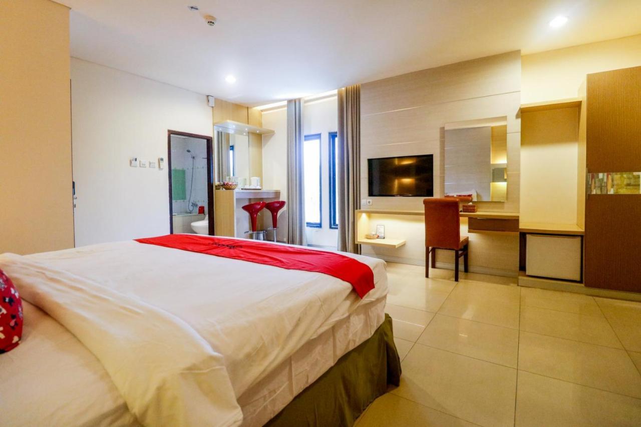 Reddoorz Plus Near Universitas Lambung Mangkurat Banjarmasin  Bagian luar foto