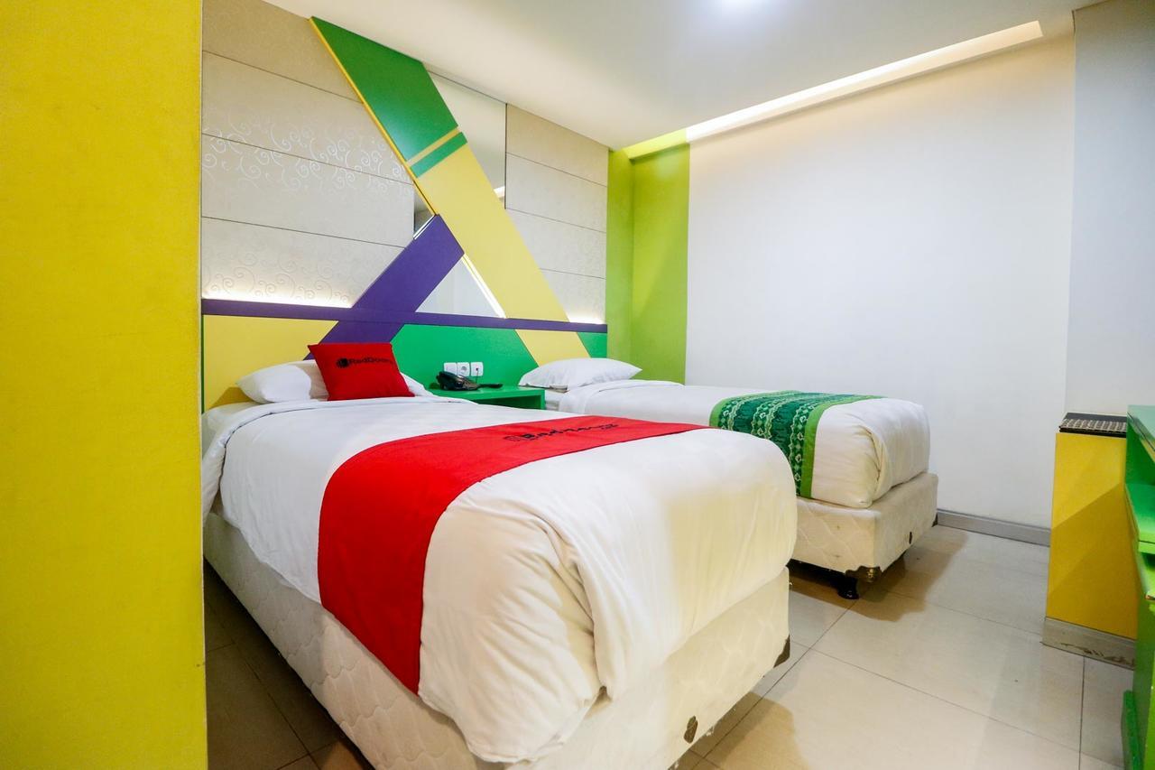 Reddoorz Plus Near Universitas Lambung Mangkurat Banjarmasin  Bagian luar foto